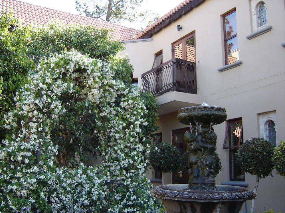 Bohemian Guesthouse - Pretoria-Noord Buitenkant foto