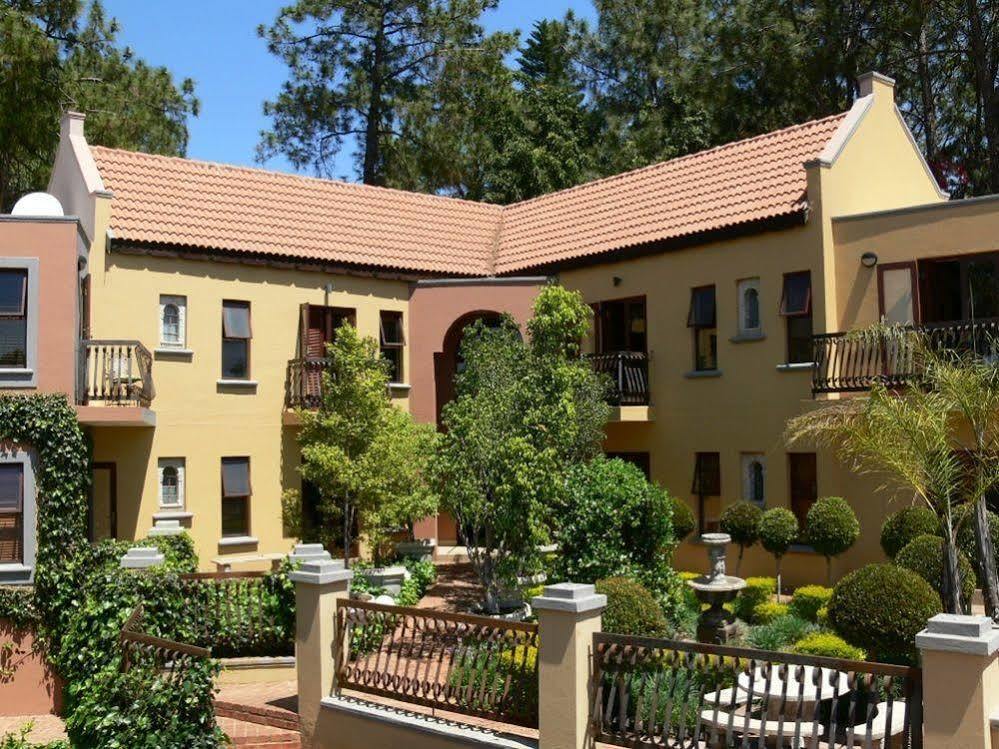 Bohemian Guesthouse - Pretoria-Noord Buitenkant foto