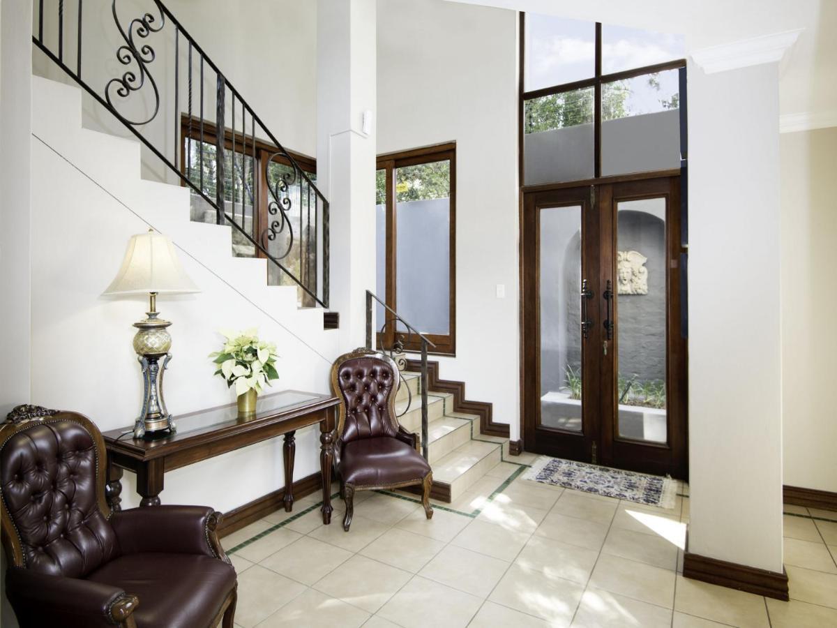 Bohemian Guesthouse - Pretoria-Noord Buitenkant foto